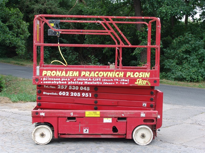 COMPACT 12 (CE 128139)